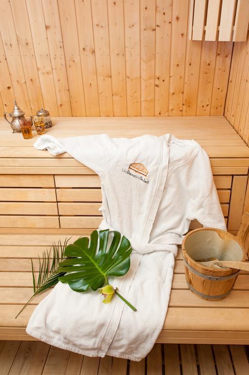 Bed and Breakfast Un Banc Au Soleil Marsilly  Экстерьер фото