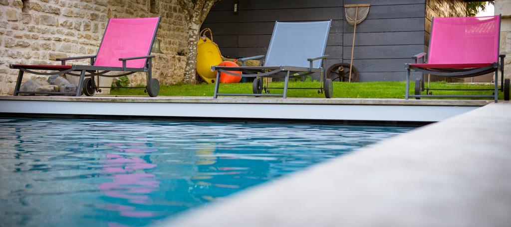 Bed and Breakfast Un Banc Au Soleil Marsilly  Экстерьер фото