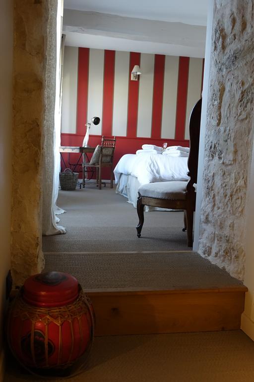 Bed and Breakfast Un Banc Au Soleil Marsilly  Экстерьер фото